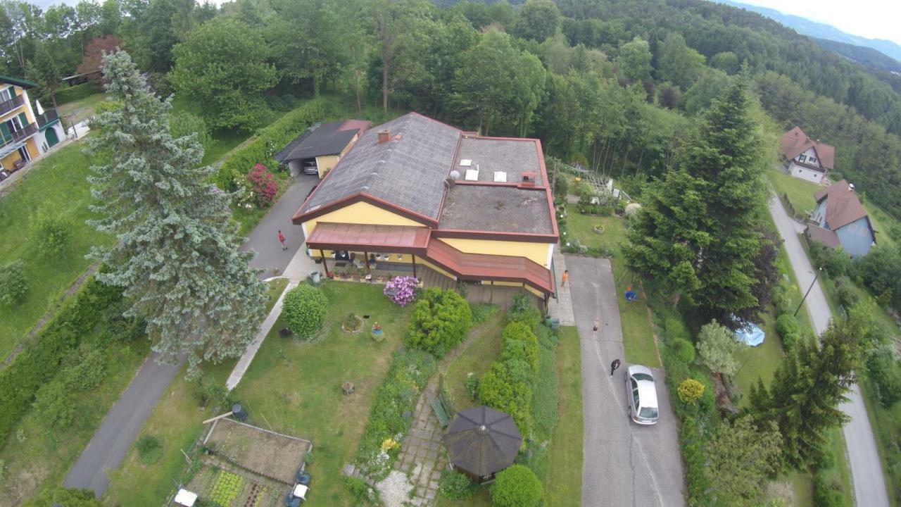 Haus Renarth - Michaela Pro Leilighet Kitzeck im Sausal Eksteriør bilde