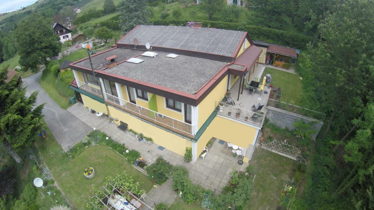 Haus Renarth - Michaela Pro Leilighet Kitzeck im Sausal Eksteriør bilde