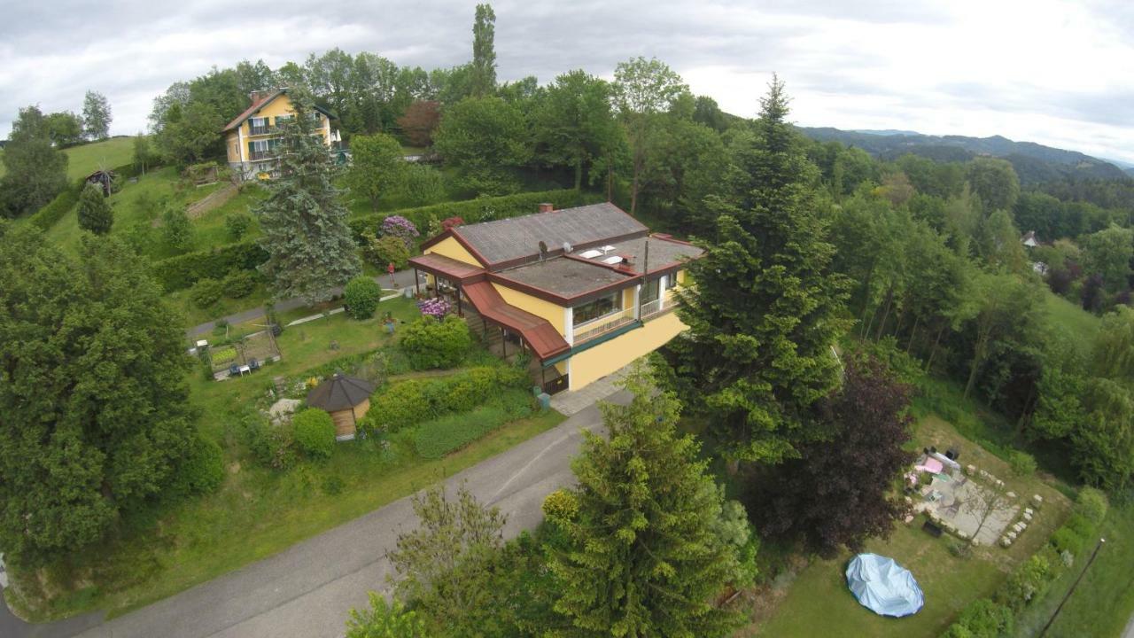 Haus Renarth - Michaela Pro Leilighet Kitzeck im Sausal Eksteriør bilde